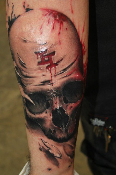 Photo:  skull tattoo 007